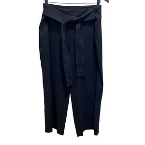 Joe Fresh Cropped Wide Leg Capris with attached belt Size XL​
